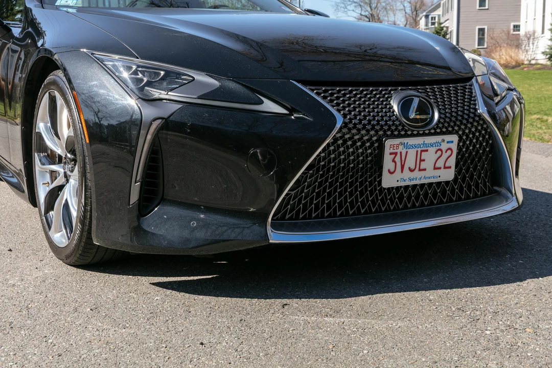 2018 Lexus LC - Image 13 of 31