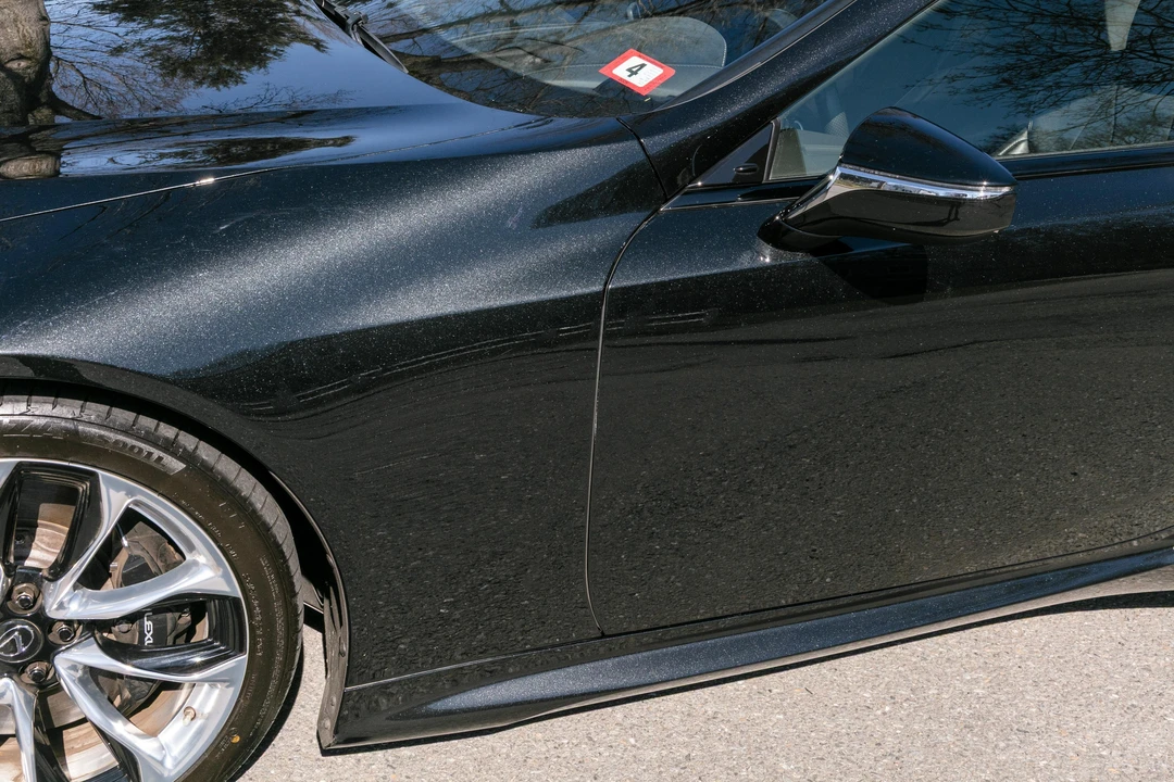 2018 Lexus LC - Image 18 of 31