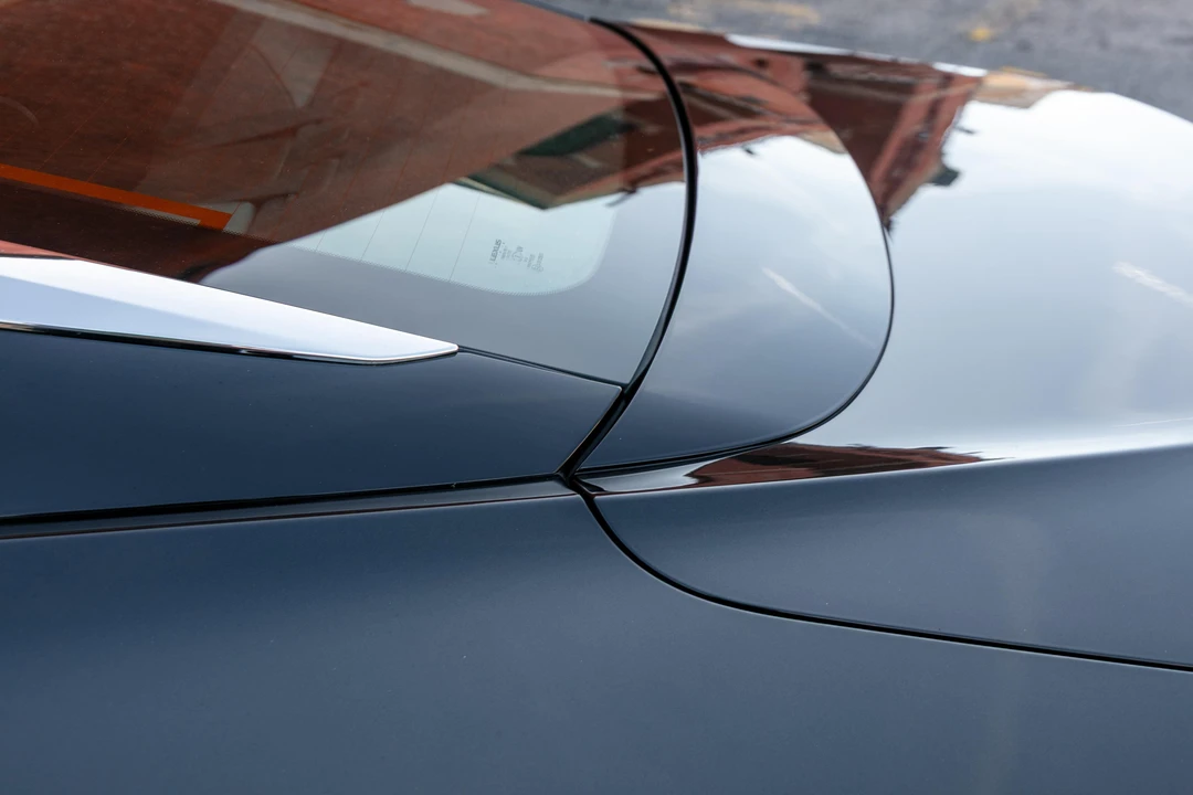 2018 Lexus LC - Image 23 of 31