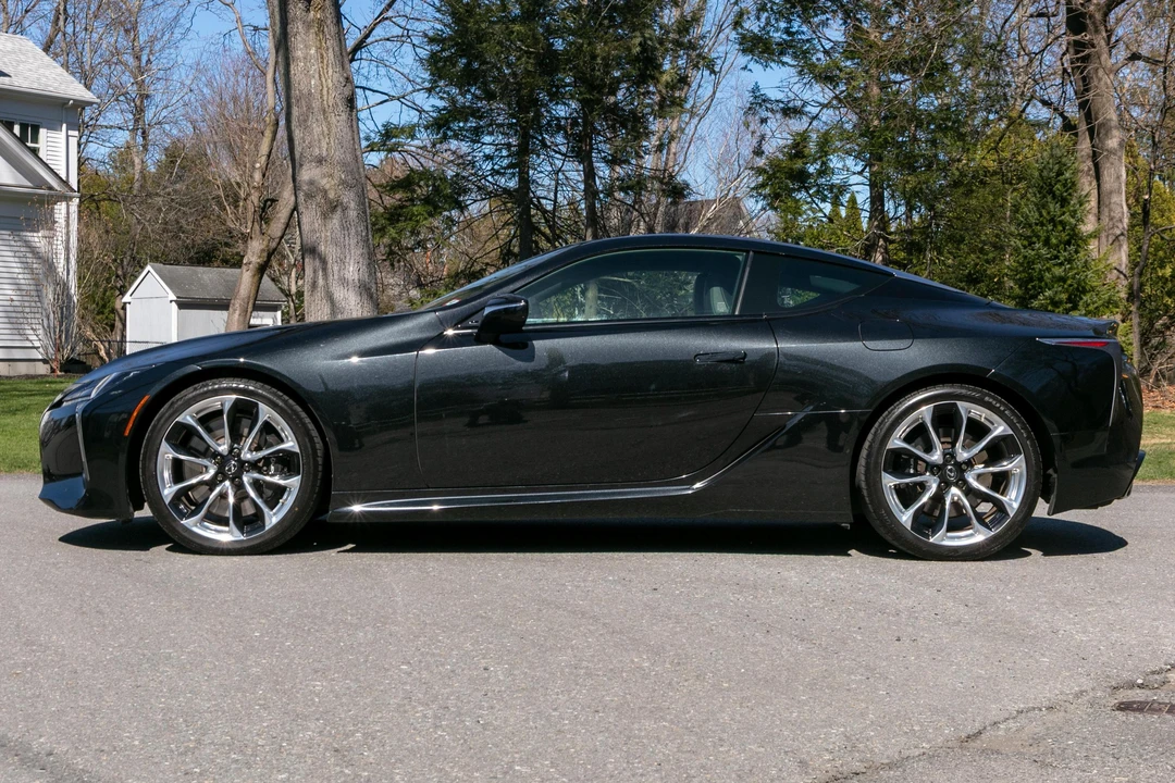 2018 Lexus LC - Image 3 of 31