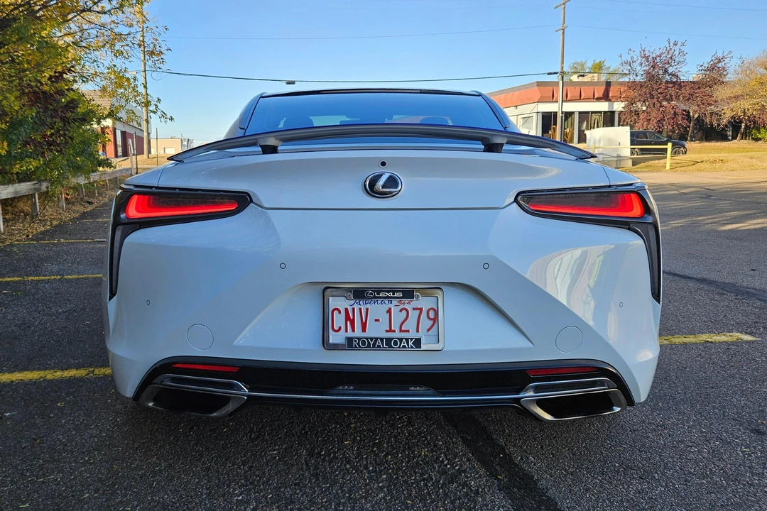 2018 Lexus LC - Image 5 of 31