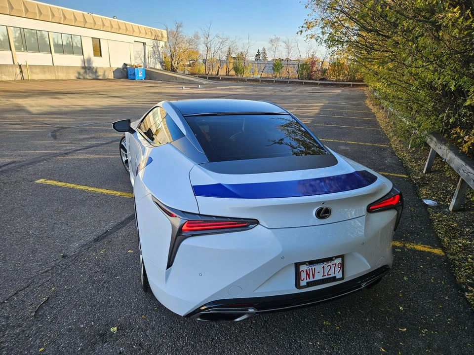 2018 Lexus LC - Image 22 of 31
