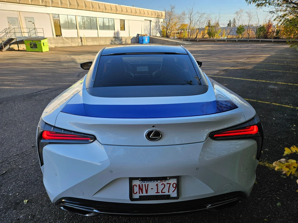 2018 Lexus LC - Image 23 of 31