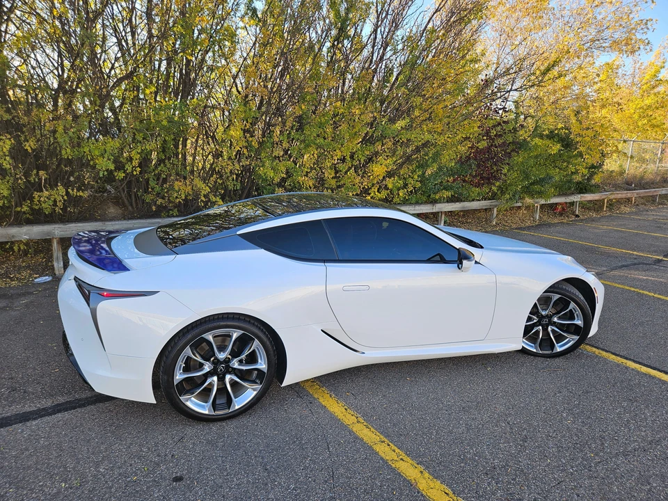 2018 Lexus LC - Image 30 of 31
