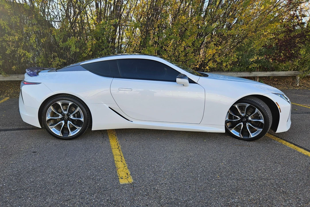 2018 Lexus LC - Image 3 of 31