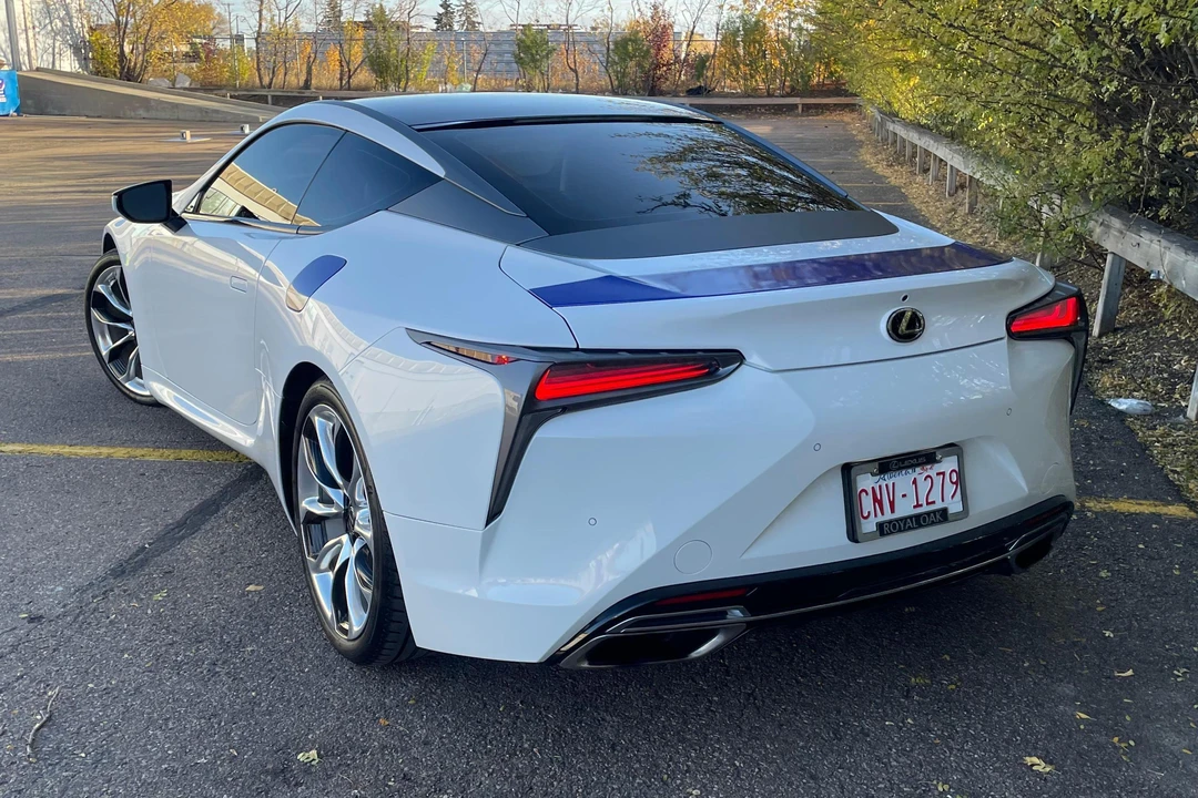 2018 Lexus LC - Image 4 of 31