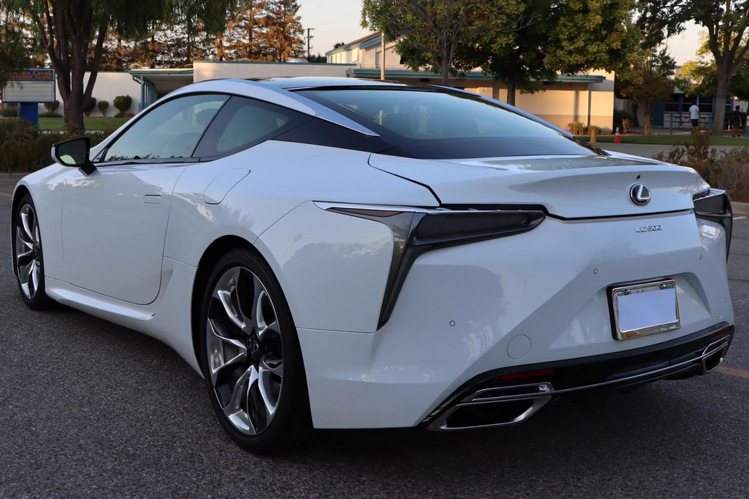 2018 Lexus LC - Image 4 of 31