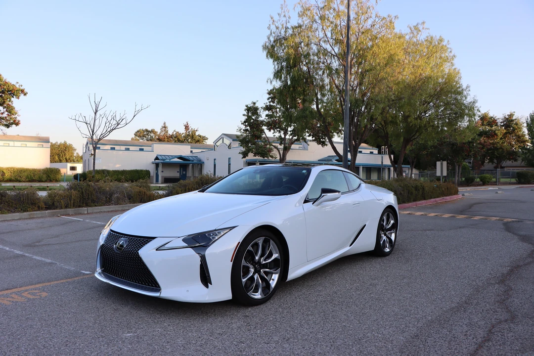 2018 Lexus LC - Image 7 of 31