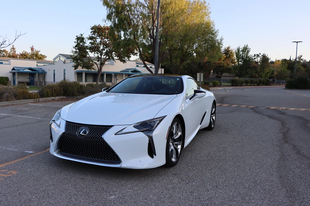 2018 Lexus LC - Image 6 of 31