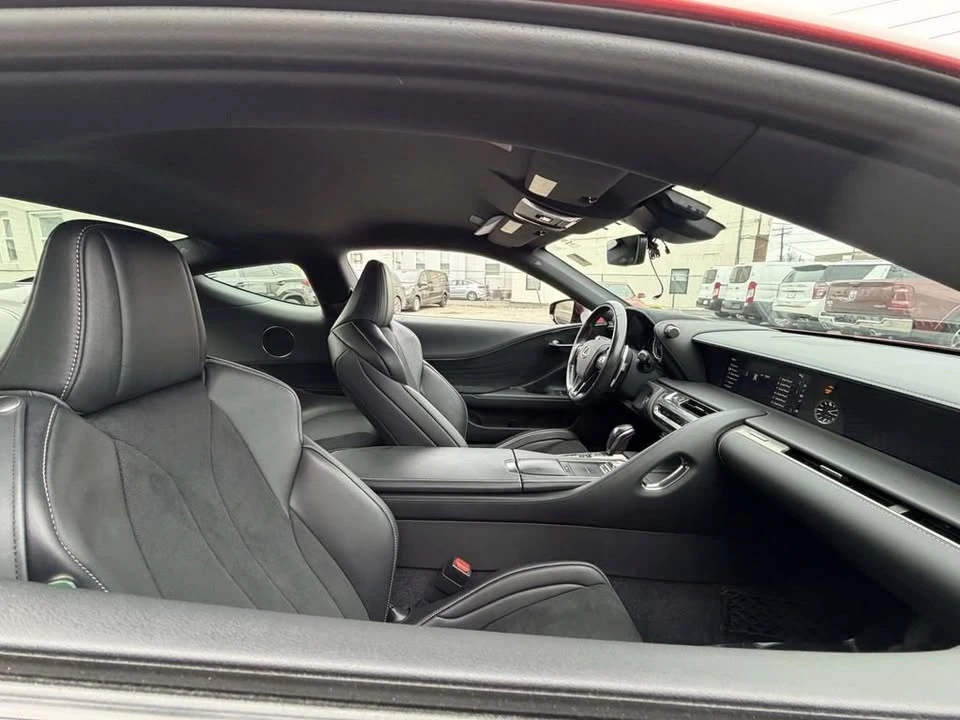 2018 Lexus LC - Image 11 of 20