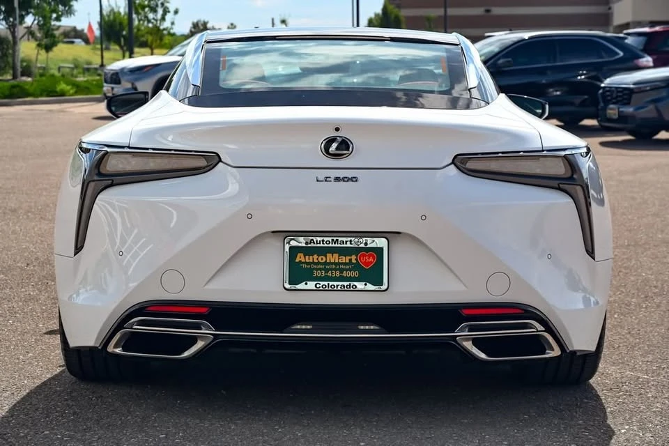 2018 Lexus LC - Image 5 of 17