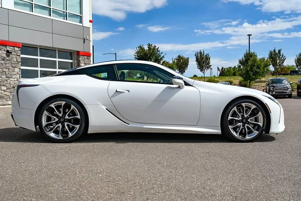 2018 Lexus LC - Image 3 of 17