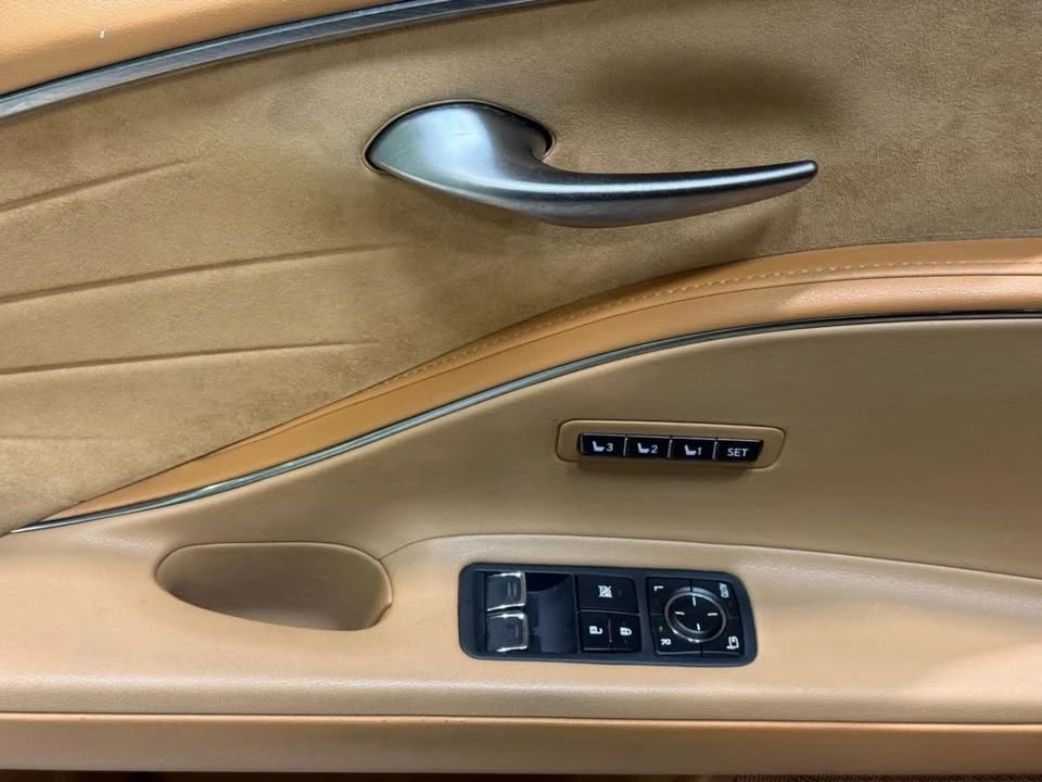 2018 Lexus LC - Image 13 of 20