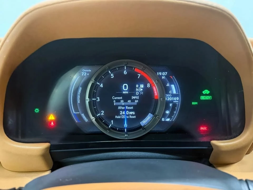 2018 Lexus LC - Image 15 of 20