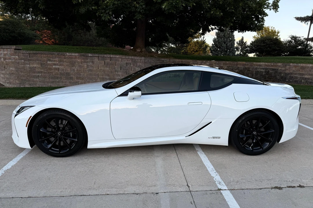2018 Lexus LC - Image 3 of 31