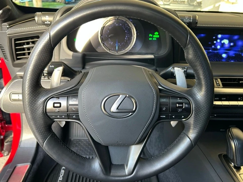 2018 Lexus LC - Image 12 of 12