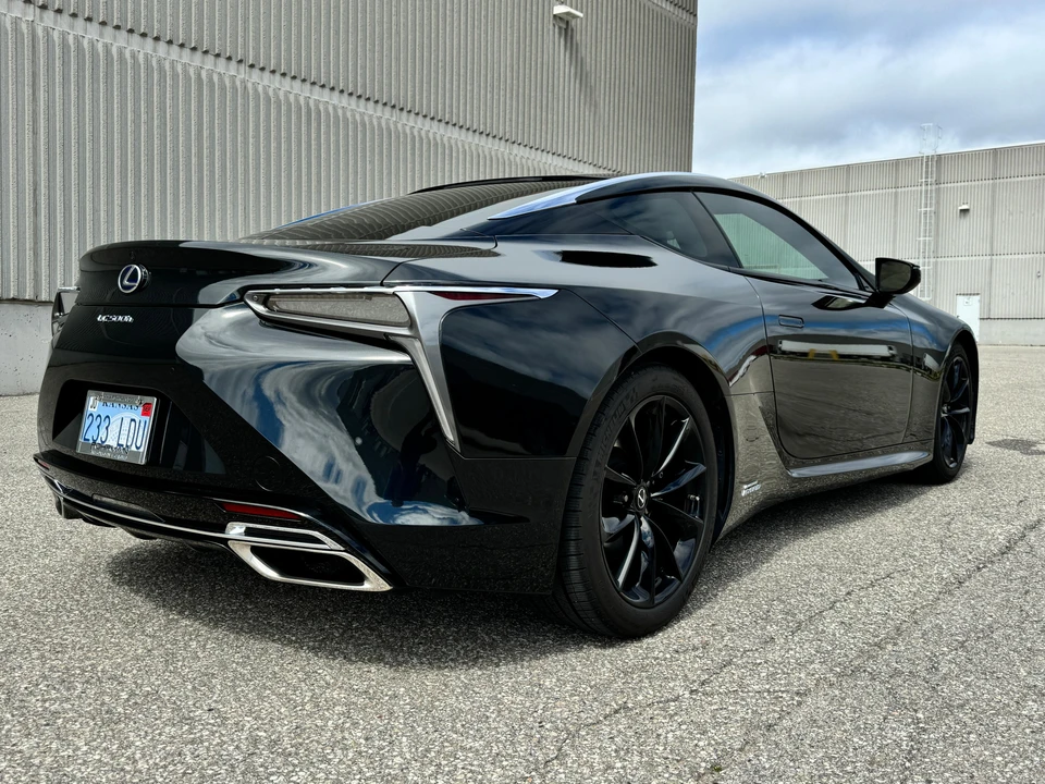 2018 Lexus LC - Image 8 of 31