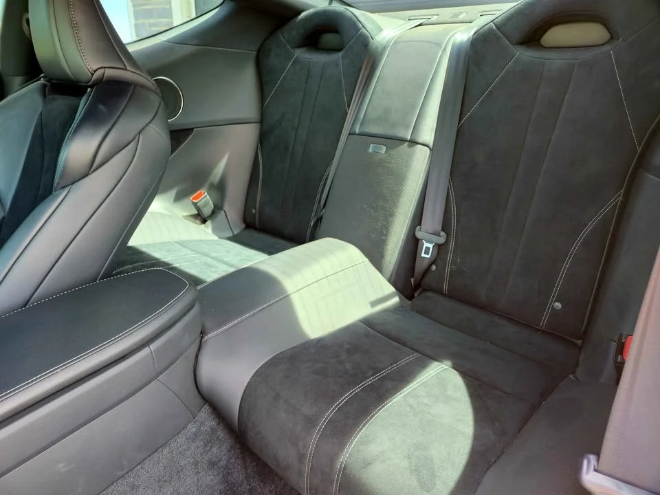 2018 Lexus LC - Image 12 of 14