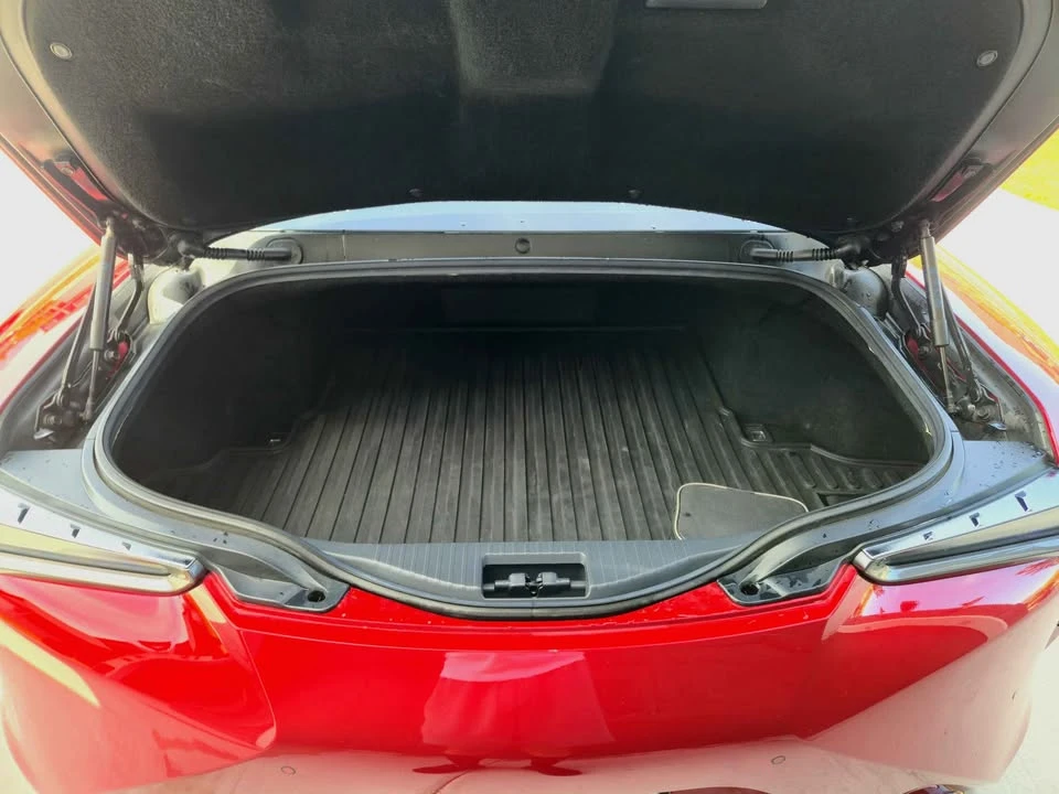 2018 Lexus LC - Image 10 of 14