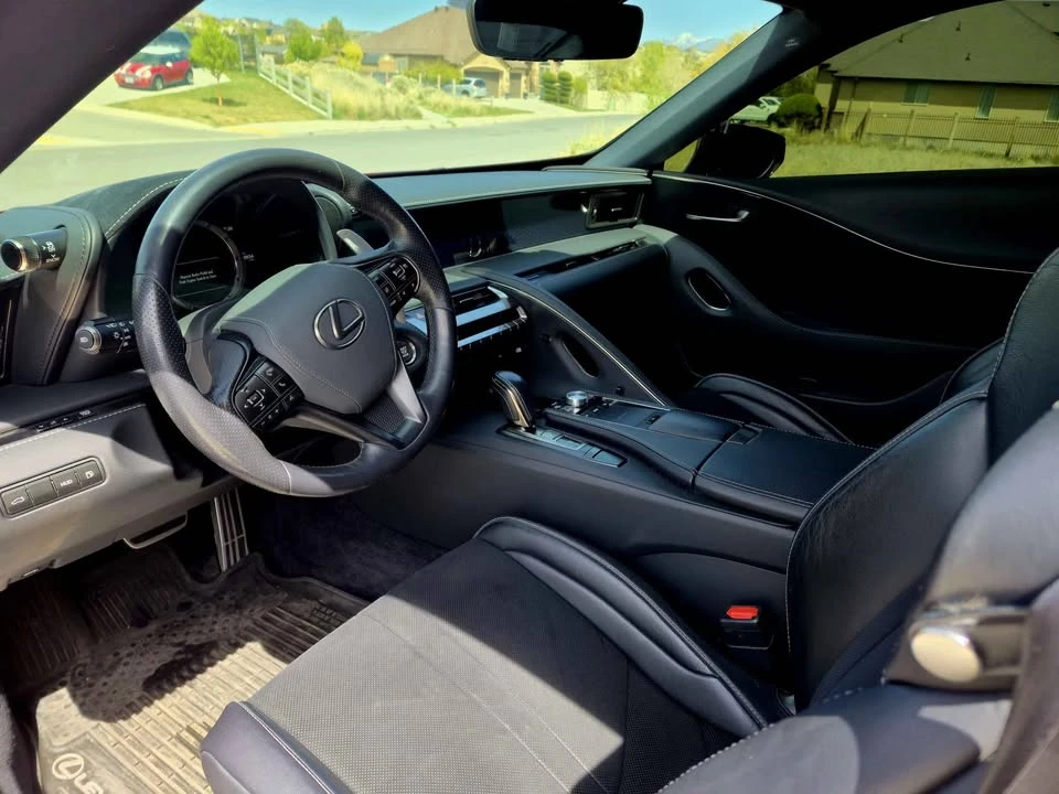 2018 Lexus LC - Image 13 of 14