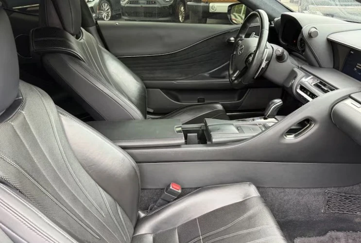 2018 Lexus LC - Image 6 of 10