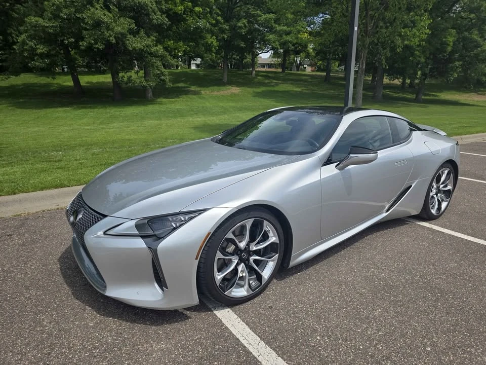 2018 Lexus LC - Image 11 of 17