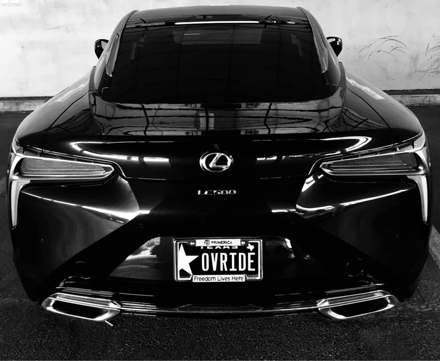 2018 Lexus LC - Image 2 of 7