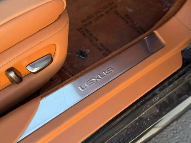 2018 Lexus LC - Image 21 of 21