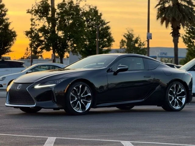 2018 Lexus LC - Image 13 of 21