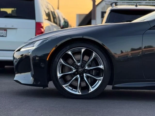 2018 Lexus LC - Image 9 of 21