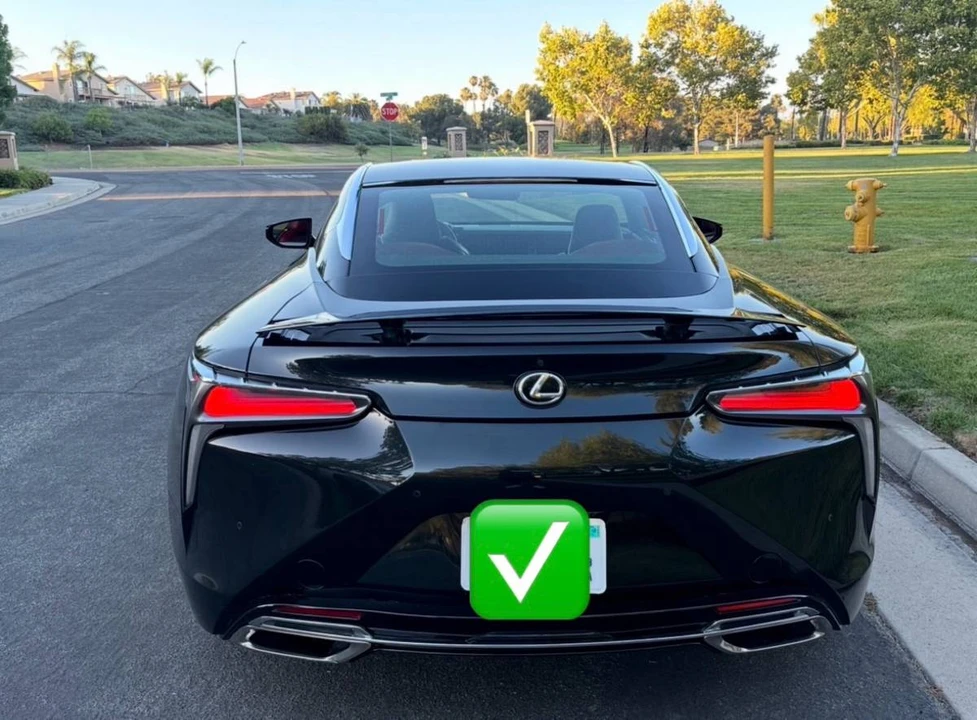 2018 Lexus LC - Image 5 of 24