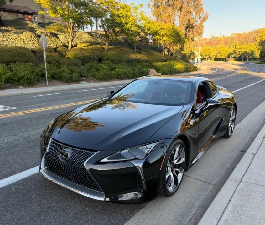 2018 Lexus LC - Image 24 of 24