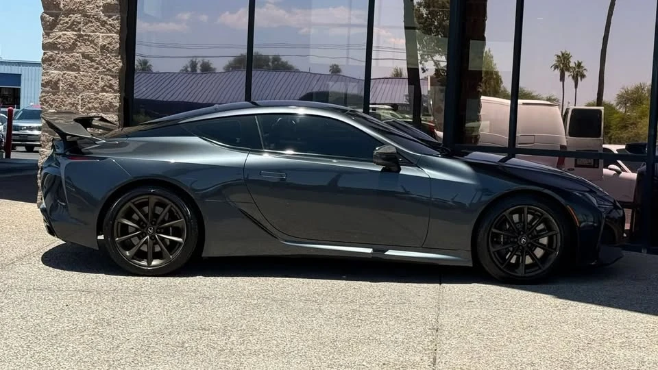 2018 Lexus LC - Image 14 of 20
