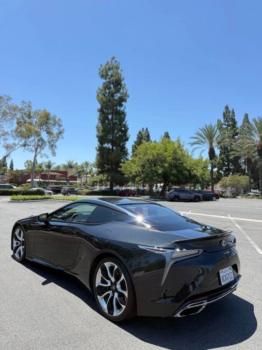 2018 Lexus LC - Image 5 of 20