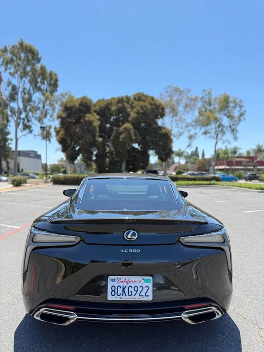 2018 Lexus LC - Image 6 of 20