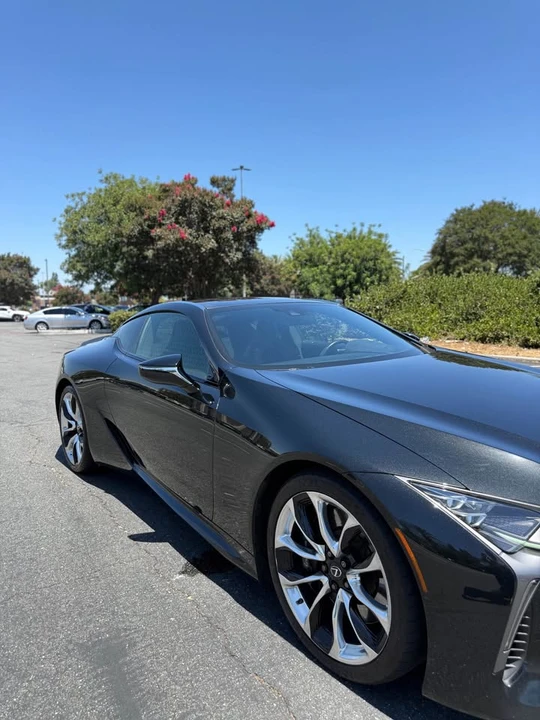 2018 Lexus LC - Image 13 of 20