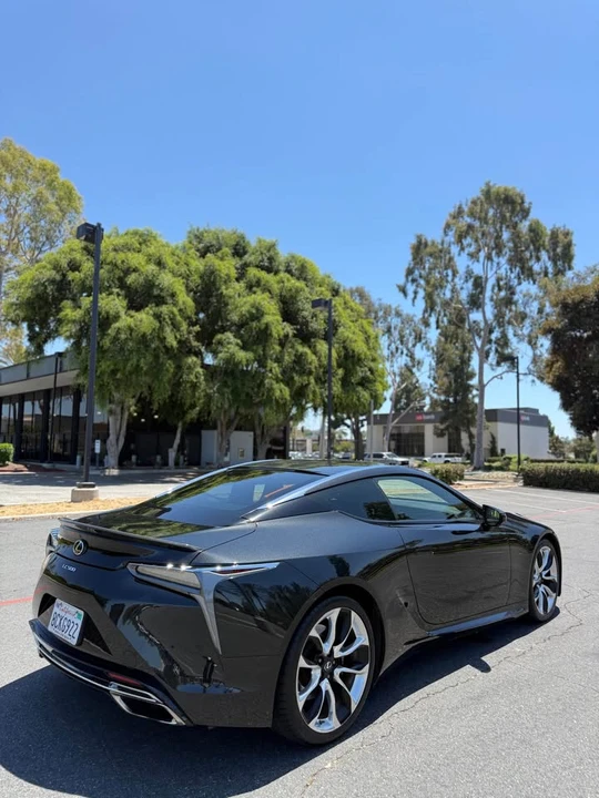 2018 Lexus LC - Image 7 of 20