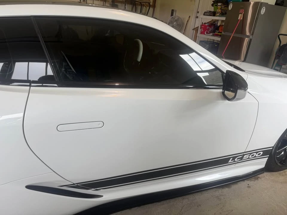 2018 Lexus LC - Image 12 of 20