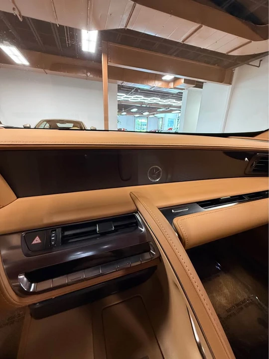 2018 Lexus LC - Image 7 of 13