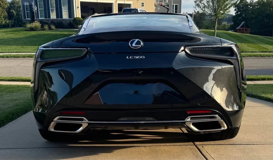 2018 Lexus LC - Image 5 of 18
