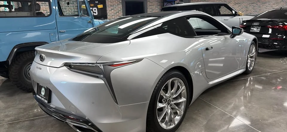2018 Lexus LC - Image 3 of 11