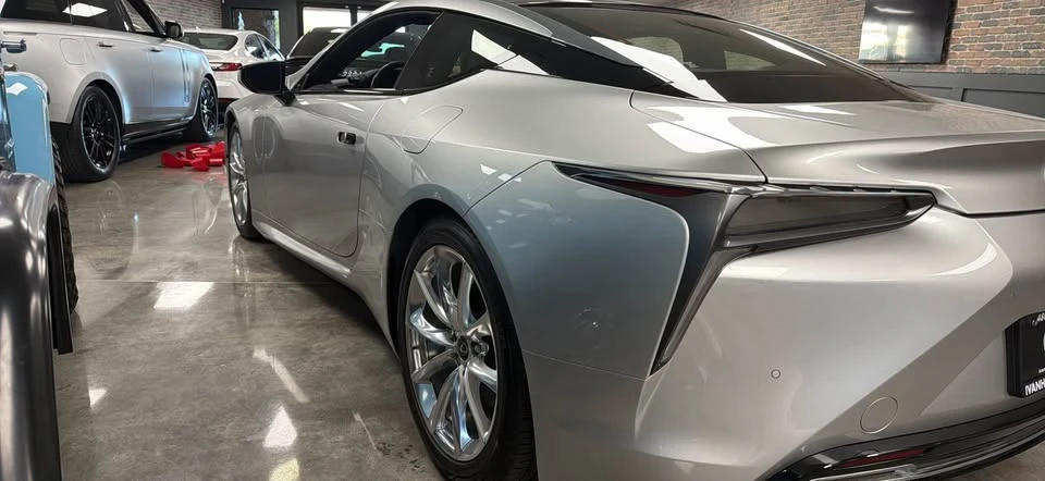 2018 Lexus LC - Image 5 of 11