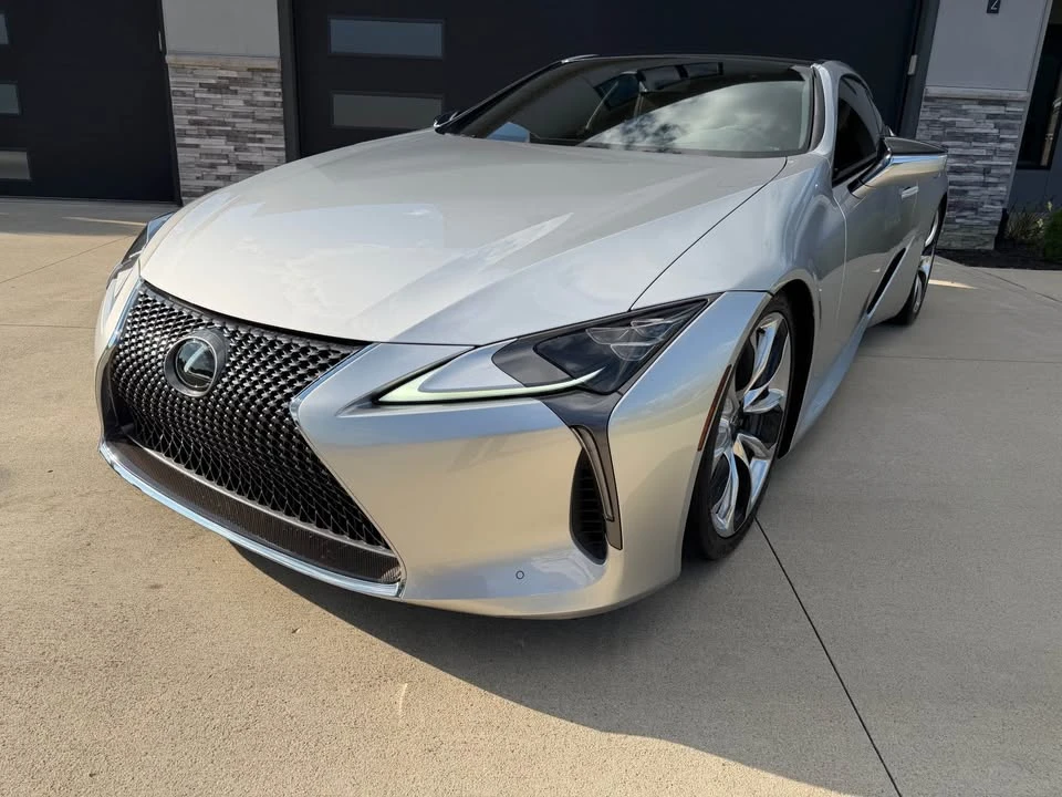 2018 Lexus LC - Image 4 of 18