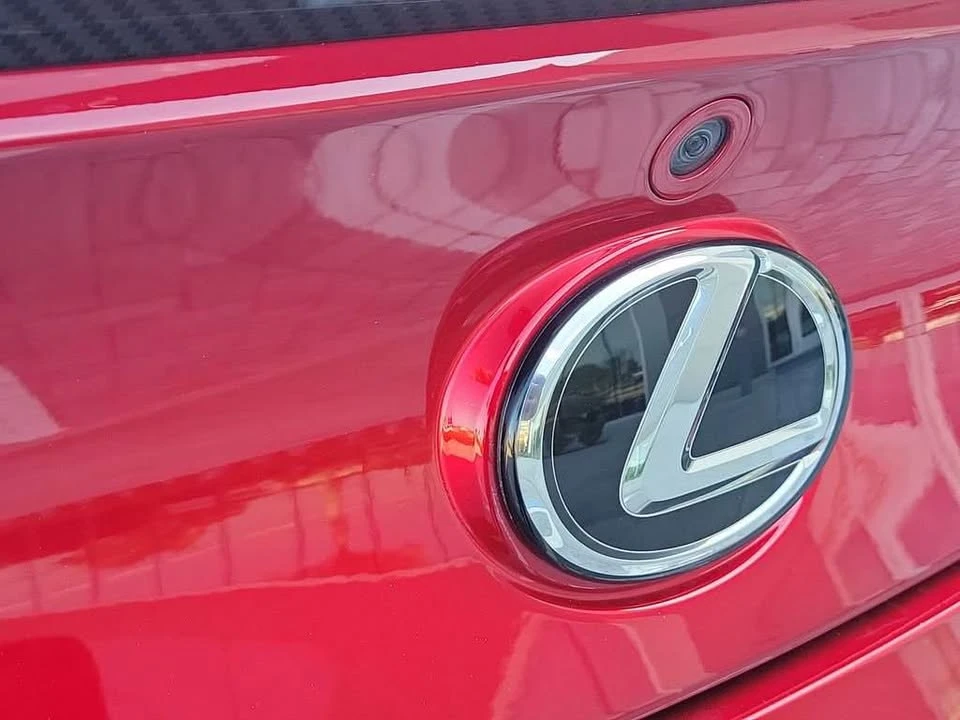 2018 Lexus LC - Image 14 of 14