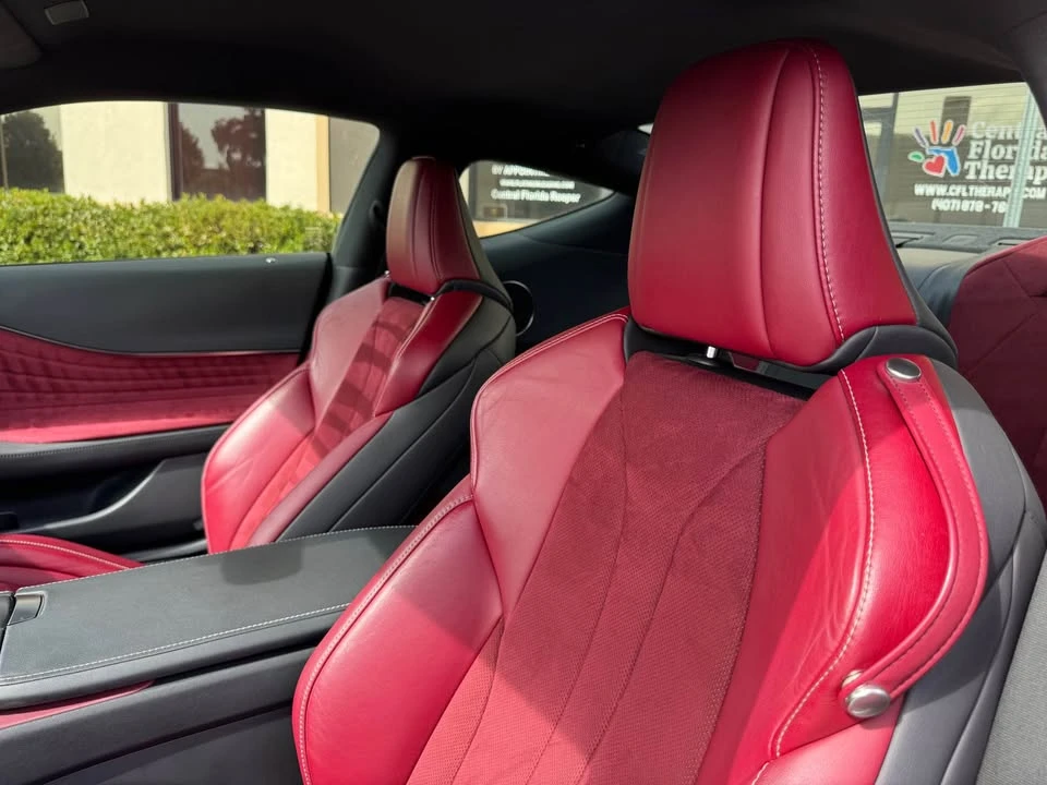 2018 Lexus LC - Image 10 of 17