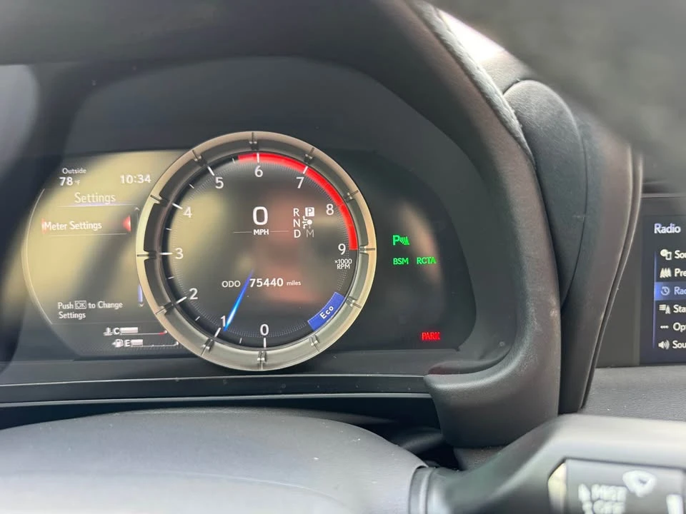2018 Lexus LC - Image 12 of 17