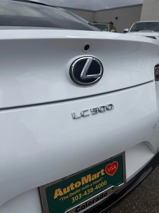 2018 Lexus LC - Image 4 of 12