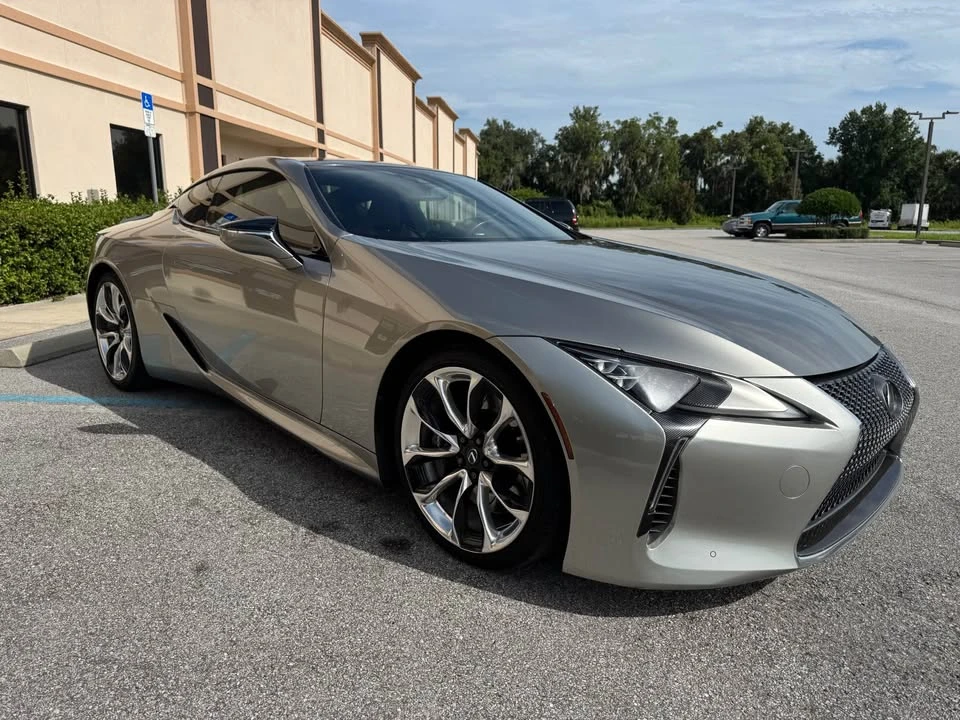 2018 Lexus LC - Image 4 of 17
