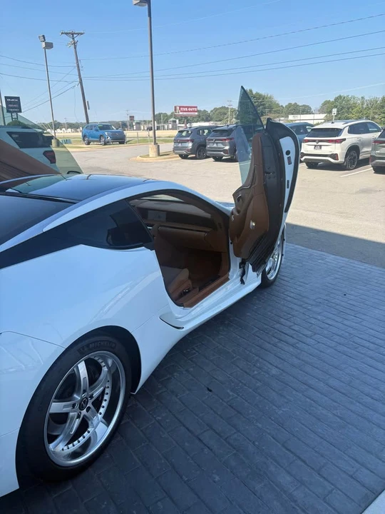 2018 Lexus LC - Image 3 of 6