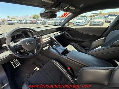 2018 Lexus LC - Image 13 of 16